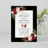Waterverf Burgundy Floral Wedding Black Gold Folie Uitnodiging (Staand Voorkant)