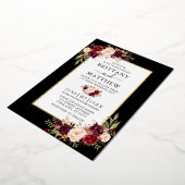 Waterverf Burgundy Floral Wedding Black Gold Folie Uitnodiging (Gedraaid)