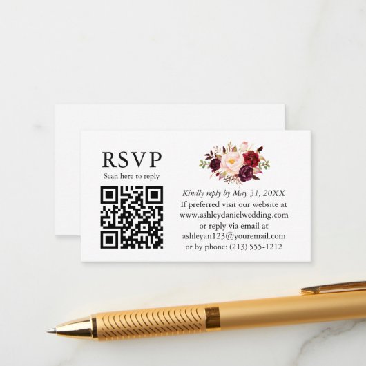 Waterverf Burgundy Floral Wedding QR RSVP Informatiekaartje (Voorkant / Achterkant in situ)