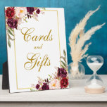 Waterverf Burgundy Gold Wedding Cards Gifts Fotoplaat<br><div class="desc">Waterverf Floral Burgundy Gold Weddenschappen Gifts Table Plaque</div>
