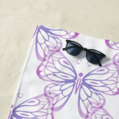 Waterverf Butterfly Patroon Paars Roze Grafisch Strandlaken (In situ)