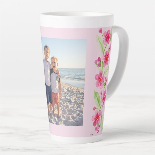 Waterverf Cherry Blossom Familiefoto PERSONALISERE Latte Mok (Rechterhoek)