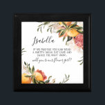 Waterverf Citrus Floral | Be My Bloemenmeisje Cadeaudoosje<br><div class="desc">Vraag je beste vrienden of familie om deel uit te maken van je speciale dag met deze bloemrijke "Will You Be My Bloemenmeisje" geschenkdoos met waterverf citrusbloemen en vrouwelijk kalligrafiescript. "Maid of Honor", "Matron of Honor" "Bruidsmeisje" of "Bloemenmeisje" voorstel cadeau. Voeg uw aangepaste formulering toe aan dit ontwerp door gebruik...</div>