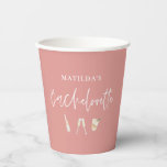Waterverf cocktail champagne bachelorette p papieren bekers<br><div class="desc">het leuke ontwerp van de waterverf om een bachelorette,  kleurrijke afbeeldingen van de drink met moderne manuscriptdoopvont te vieren,  kan de naam worden uitgegeven</div>