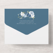 Waterverf Dusty Blue Floral Script bruiloft All In One Uitnodiging (Achterkant)