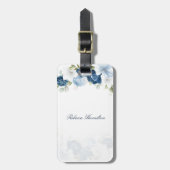 Waterverf Dusty Blue Floral Script Custom Bagagelabel (Voorkant verticaal)