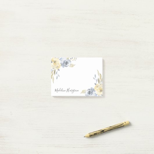 Waterverf Dusty Blue & Yellow Floral gepersonalise Post-it® Notes (Op bureau)