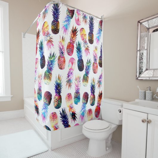 Waterverf en Nebula Ananassen Illustratie Douchegordijn (In situ)