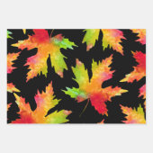 Waterverf esdoornbladpatronen zwarte achtergrond inpakpapier vel (Voorkant 2)