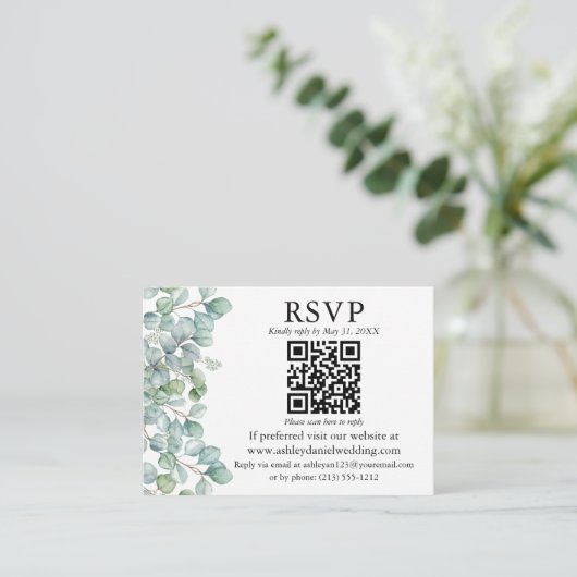 Waterverf Eucalyptus Greenery QR RSVP Weddenschap Informatiekaartje (Staand voorkant)