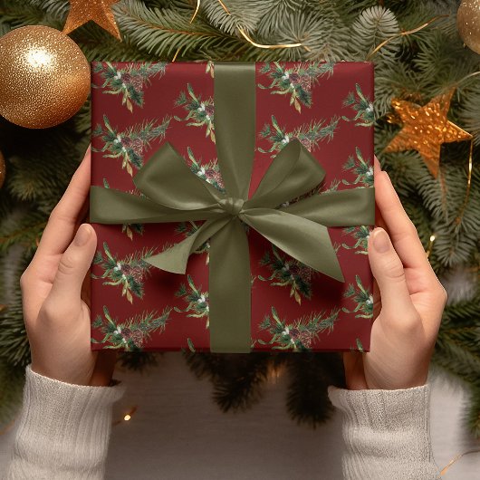 Waterverf Evergreen Branch op Cranberry Red Cadeaupapier