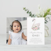 Waterverf Floral Swan Princess Birthday Foto Kaart (Staand voorkant)