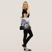Waterverf Floral Wild Zebra Persoonlijke naam Tote Bag (Op model)