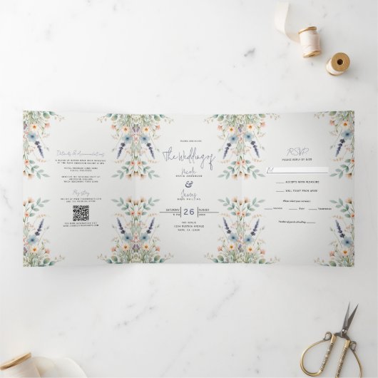 Waterverf Floral Wildflower Spring Wedding Drieluik Uitnodiging (Binnen)