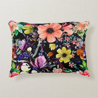 Waterverf florale naadloos patroon. Verschillende  Accent Kussen