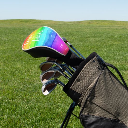 waterverf Gay Pride Rainbow "Love is Love" Golfheadcover (Insitu)