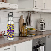 Waterverf geel citroen patroonnaam paarse waterfles 