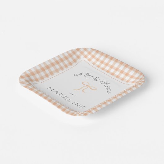 Waterverf Gingham Peach Baby shower Papieren Bordje (Gebogen)