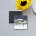 Waterverf Golden Mountains bruiloft bewaart de dat Magneet<br><div class="desc">Laat het avontuur beginnen! Moderne  elegante bruiloft bespaart de Date Magnet Sjabloon - Blue Green en Faux Gold Foil Waterverf bergen Landscapes. Deze Design kunnen voor uw speciale verblijf worden gepersonaliseerd en zijn ideaal voor uw bruiloft,  Vrijgezellenfeest,  verlofpartij,  feestdag en nog veel meer speciale gelegenheden.</div>
