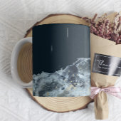 Waterverf golven kustlijn opslaan de datum foto koffiemok