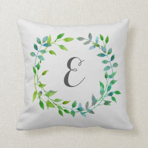 Waterverf Green Leaf Wreath   Monogram Kussen