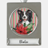 Waterverf grenspolitie met Poinsettia Verzilverd Banner Ornament (Voorkant)