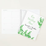 Waterverf groen bruiloft plannen planner<br><div class="desc">Deze planner is perfect voor het gelukkige paar om nummers van huwelijksplannen en afspraken bij te houden. Het beschikt over een prachtige waterverf afbeelding van groen gebladerte en biedt aangepaste tekst voor de namen van de bruid en bruidegom en hun trouwdatum.</div>