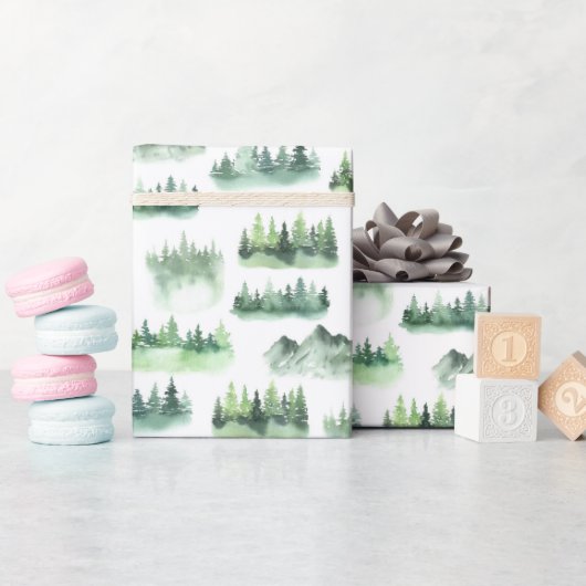 Waterverf groene bomen bospatroon cadeaupapier (Baby Shower)