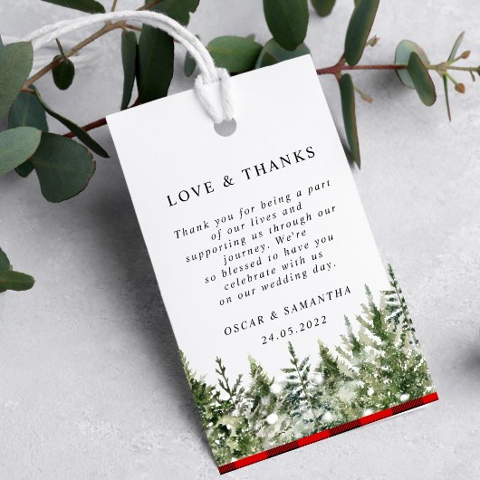 Waterverf groene pijnboom en rode buffelplaat cadeaulabel