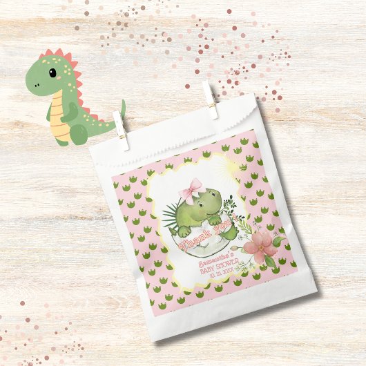 Waterverf Hatching Dino Girl Baby shower Goodie Bedankzakje