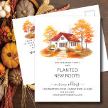 Waterverf Herfsthuis Verhuisaankondiging Briefkaart<br><div class="desc">Deze hartverwarmende mededeling bevat een waterverf herfstboomscène met een huis op de achtergrond. De woorden "Onze familie heeft nieuwe wortels geplant". Het is de perfecte manier om je vrienden en familie te laten weten over je aankomende verhuizing. Het is zeker een hit met iedereen die het ontvangt.</div>