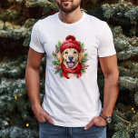 Waterverf Kerst Gele Labrador Hond T-shirt<br><div class="desc">Sweet waterverf stijl illustratie van een schattige Gele Labrador hond met een rode sjaal en pet op een achtergrond van kerstgroen.</div>