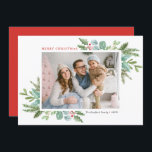 Waterverf kerstavond en Holly Foto Feestdagenkaart<br><div class="desc">Vrolijk kerstfeest! Stuur vakantiewensen naar familie en vrienden met deze groene vakantieflatkaart. Het is voorzien van waterverf illustratie van hollies,  pijnnaalden en eucalyptus en evergreen met klassieke typografie. Personaliseer door uw favoriete foto te voorzien en namen en bericht toe te voegen. Overeenkomende objecten zijn beschikbaar.</div>