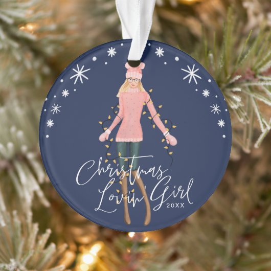 Waterverf kerstavond met een meisje met een licht ornament (Boom)