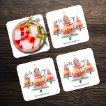 Waterverf kerstbomen kartonnen onderzetters<br><div class="desc">Prachtige waterverf kerstbomen met een gouden steraccent deze vierkante papieren onderzetters met vrolijk kerstfeest en uw familienaam in chique belettering. Leuk voor uw vakantie decor of geven als cadeau. OVEREENKOMENDE objecten in ons collectie.</div>