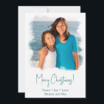 Waterverf kerstfotokaart voor beach feestdagenkaart<br><div class="desc">Kaart Waterverf Sjabloon | Upload je afbeeldingen en bekijk hoe ze omvormen tot een artistieke waterverf fotokaart. Voeg je eigen namen en groet toe en je hebt je eigen, aangepaste familiefotoire kerstkaart! Het schilderige waterverf ontwerp houdt de focus op je mooie familie.. is een perfecte manier om je kerstkaart afbeeldingen...</div>