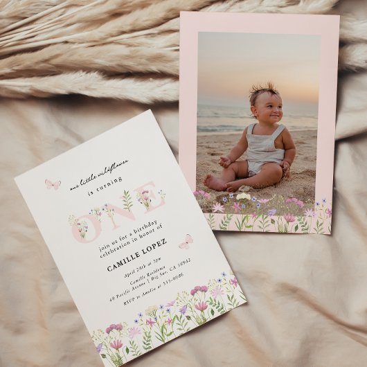 Waterverf Kleine Wildbloem 1e verjaardag Invitat Kaart