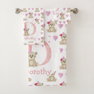 Waterverf letter D met teddybeer voor baby meisje. Bad Handdoek