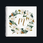 Waterverf Magnolia Wreath Monogram Notitieboek<br><div class="desc">Waterverf Magnolia Wreath Monogram Notitieboek |  notitieboek met florale poot met waterverf illustraties magnolias,  pinda's en katoenpoten. Dit zal een perfect gepersonaliseerd cadeau zijn voor bruidsmeisjes,  afgestudeerden en nog veel meer.</div>