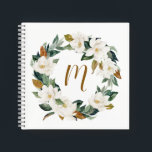 Waterverf Magnolia Wreath Monogram Notitieboek<br><div class="desc">Waterverf Magnolia Wreath Monogram Notitieboek |  notitieboek met florale poot met waterverf illustraties magnolias,  pinda's en katoenpoten. Dit zal een perfect gepersonaliseerd cadeau zijn voor bruidsmeisjes,  afgestudeerden en nog veel meer.</div>