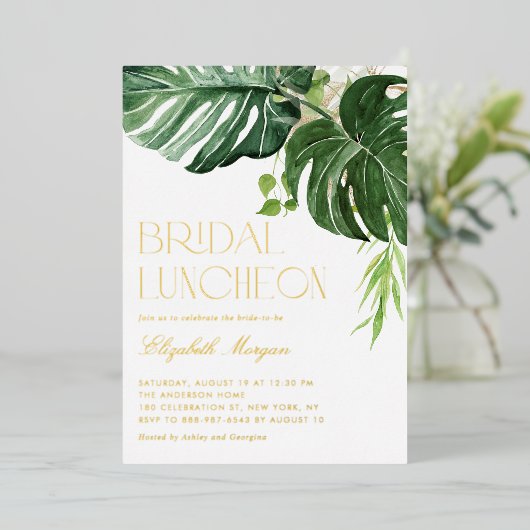 Waterverf Monstera Leaves Summer Bridal Luncheon Folie Uitnodiging (Staand Voorkant)