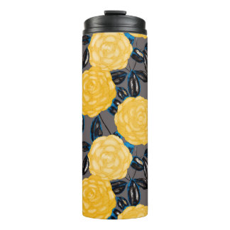 Waterverf naadloos patroon met camelliumbloemen. thermosbeker