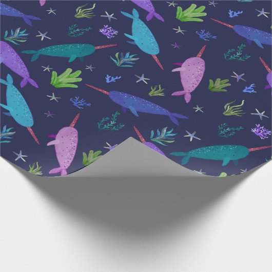 Waterverf Narwhals onder het Zee Gold Cadeaupapier (Hoek)