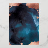Waterverf Navy Blue Moody Roos Gold Wedding Folie Uitnodiging (Achterkant)