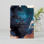 Waterverf Navy Blue Moody Roos Gold Wedding Folie Uitnodiging (Staand Voorkant)