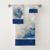 Waterverf Navy White Nautical Seashell Badkamer Bad Handdoek (Insitu)