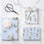 Waterverf Notenkraker Blue Pattern Christmas Inpakpapier Vel<br><div class="desc">Maak uw vakantie feest onvergetelijk met deze elegante blauw gouden notenkraker thema kerst inpakpapier vellen. Perfect voor uw suikerpruim fee of ballerina. Laat een waterverf Notenkrakerpatroon zien uit het prachtige ballet van Pjotr Iljitsj Tsjaikovski. Het is tijd voor een suikerpruimenvakantie in het land van snoep! Als u de achtergrondkleuren wilt...</div>