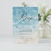 Waterverf Ocean Beach Elegant Script Wedding RSVP Kaartje (Staand voorkant)