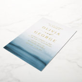 Waterverf Ombre Navy Blue Modern Wedding Folie Uitnodiging (Gedraaid)