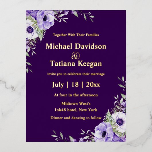 waterverf paarse bloemengouden script bruiloft folie uitnodiging briefkaart (Voorkant)